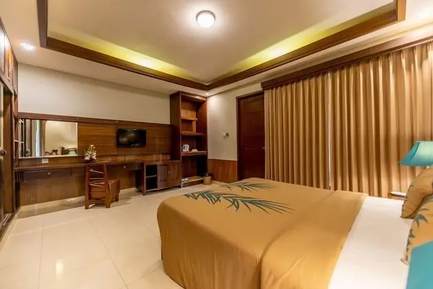 Deluxe Oda, Havuz Manzaralı