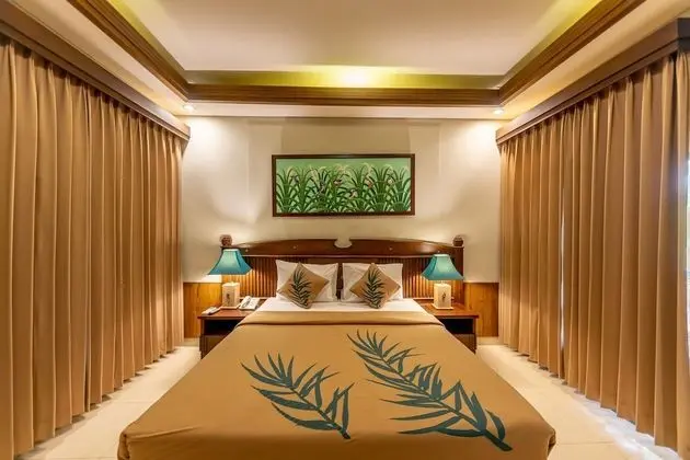 Deluxe Oda, Havuz Manzaralı