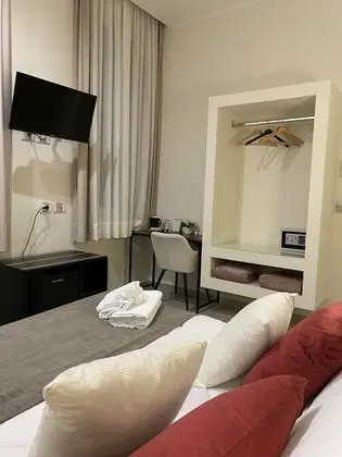 Comfort Tek Büyük veya İki Ayrı Yataklı Oda