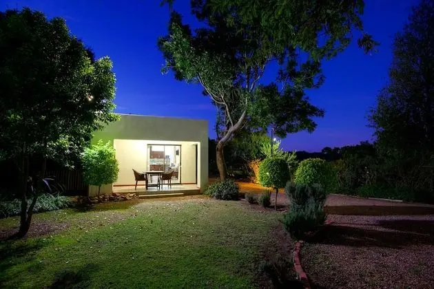 Self Catering Garden Cottage