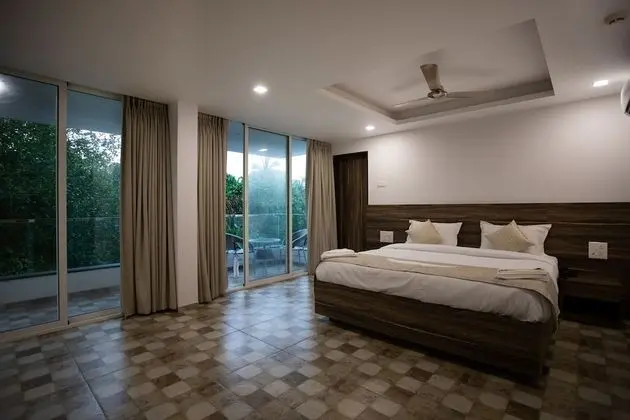 Luxury Oda