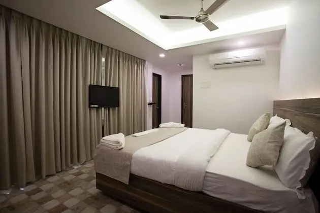 Luxury Oda