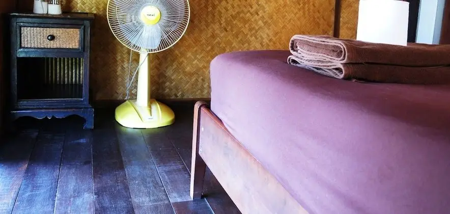 Fan Bungalow