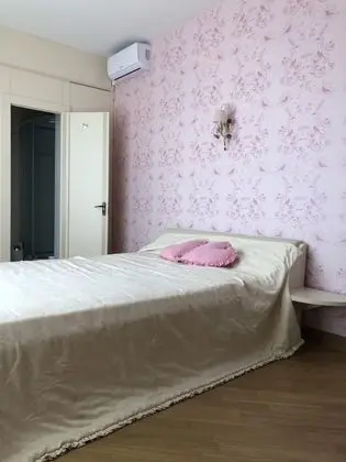 Premium Tek Büyük Yataklı Oda