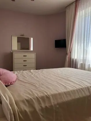 Premium Tek Büyük Yataklı Oda
