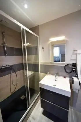Dört Kişilik Oda