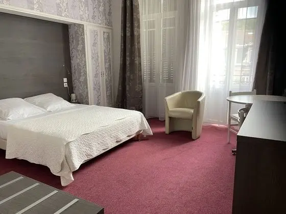 Comfort Tek Büyük Yataklı Oda