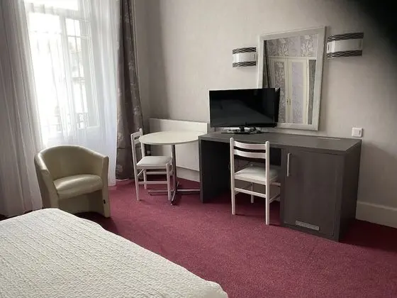 Comfort Tek Büyük Yataklı Oda