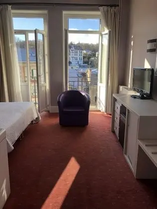 Comfort Tek Büyük Yataklı Oda