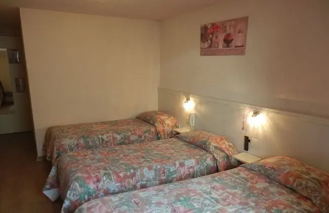 Classic Üç Kişilik Oda