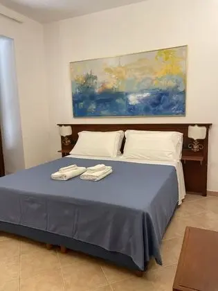 Tek Büyük veya İki Ayrı Yataklı Oda, Deniz Manzaralı