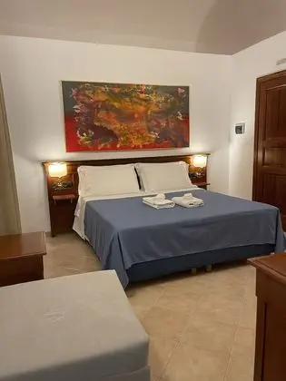 Tek Büyük veya İki Ayrı Yataklı Oda, Teras