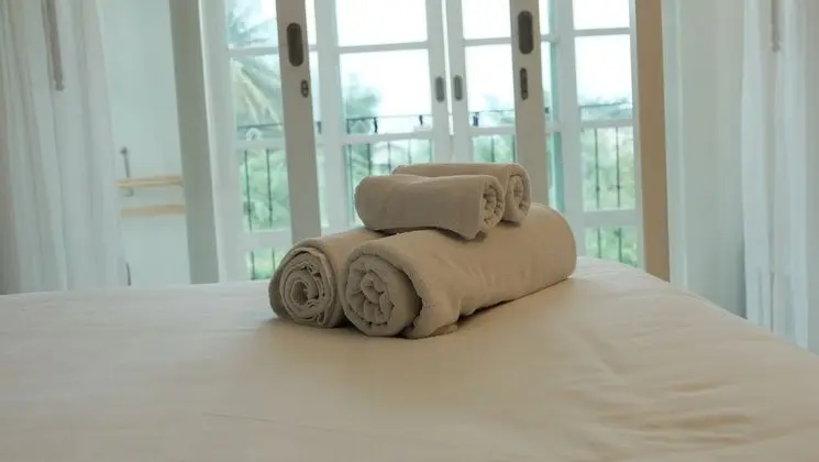 Deluxe Oda, Balkon, Kısmi Deniz Manzaralı