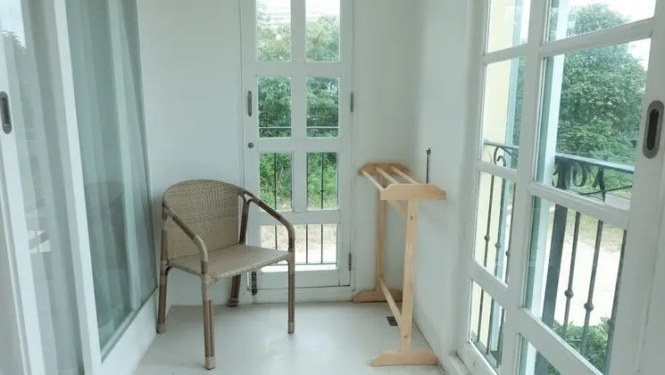 Deluxe Oda, Balkon, Kısmi Deniz Manzaralı