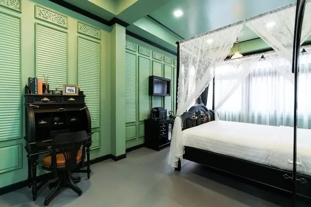 Deluxe Suite, Private Bathroom