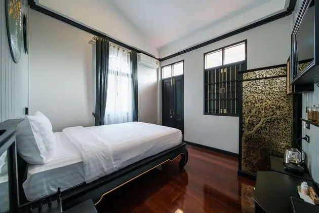 Junior Oda, Ortak Banyo