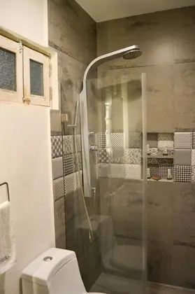 Superior Deluxe
