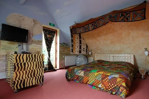 Exclusive Tek Büyük Yataklı Oda (Theme Room)