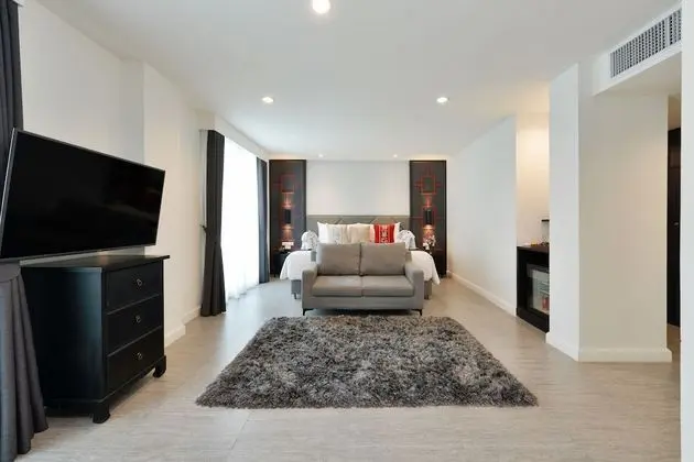 Grand Deluxe Room