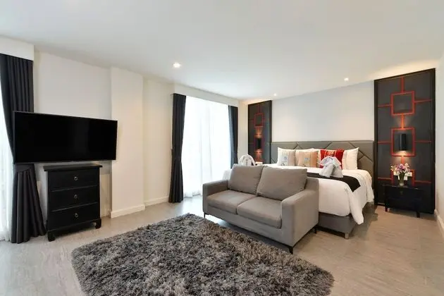 Grand Deluxe Room