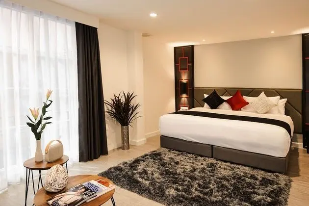 Grand Deluxe Room