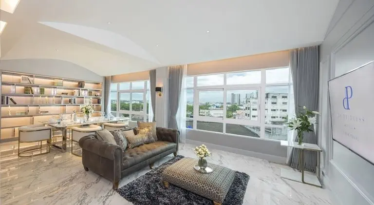 Prestige Suite