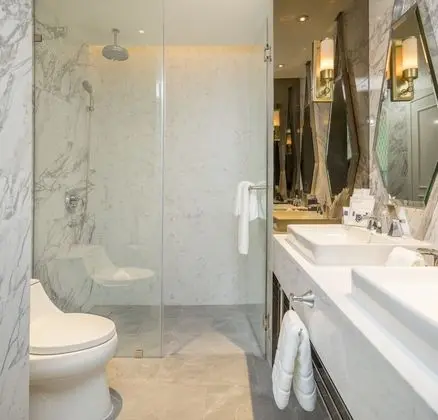 Sapphire Suite