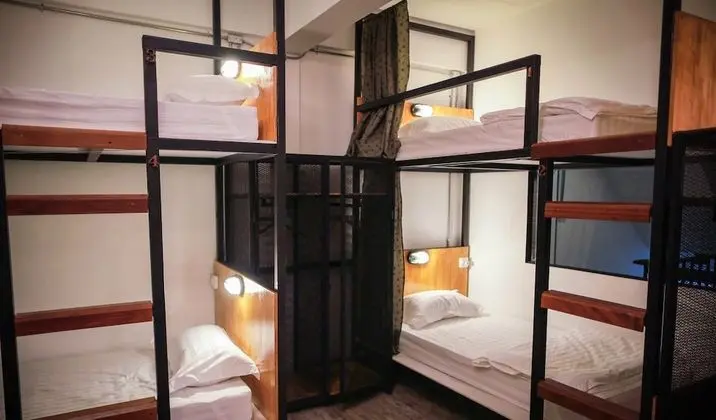Mixed Dormitory with Shared Bathroom