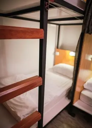 Mixed Dormitory with Shared Bathroom