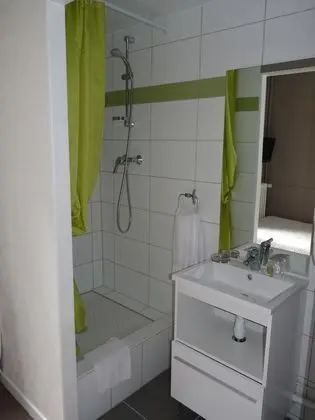 Tek Kişilik Oda, Sigara İçilmez