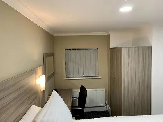 Deluxe Tek Büyük Yataklı Oda