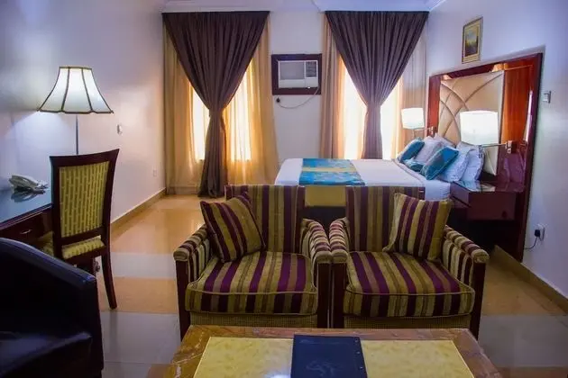 Mini Suite