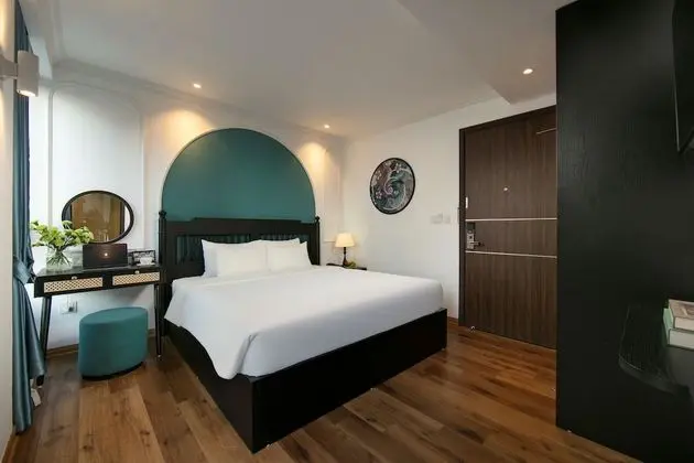 Luxury Tek Büyük Yataklı Oda