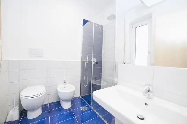 Tek Büyük veya İki Ayrı Yataklı Oda, Balkon
