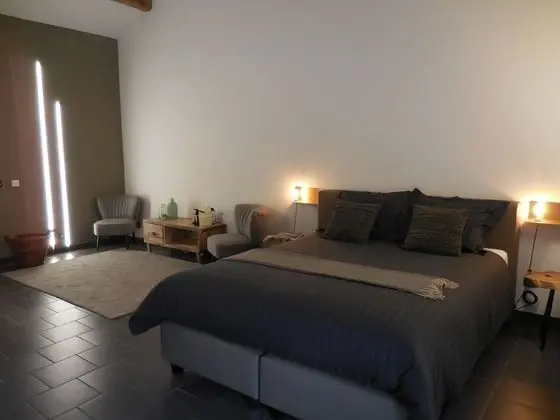 Tek Büyük Yataklı Oda