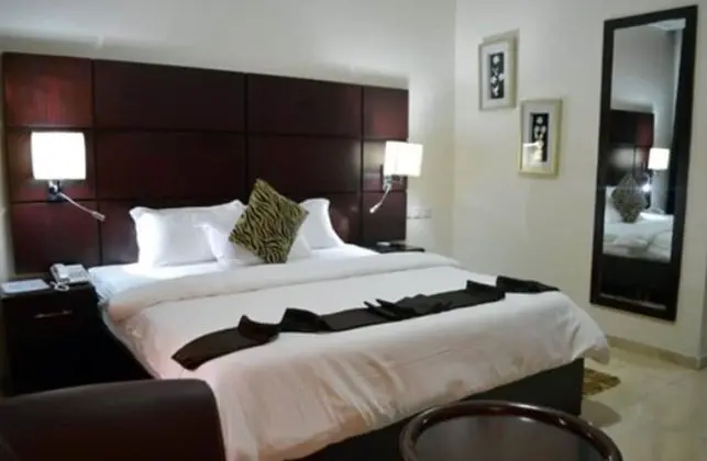 Luxury Süit, Jakuzi, Şehir Manzaralı