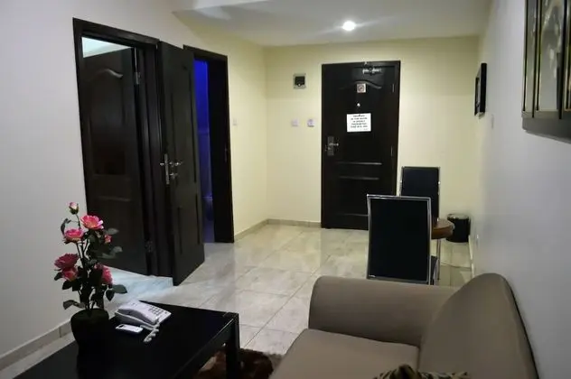 Standard Oda, 1 En Büyük (King) Boy Yatak, Havuz Manzaralı