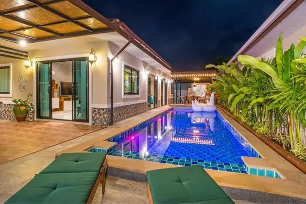 Four Bedrooms Villa