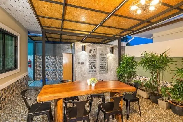 Four Bedrooms Villa