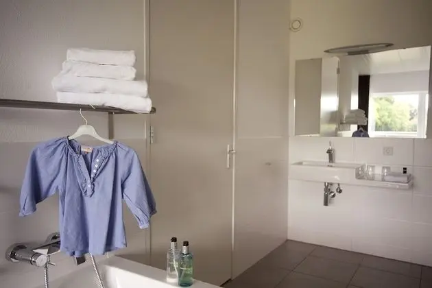 Deluxe Tek Büyük Yataklı Oda, Küvet