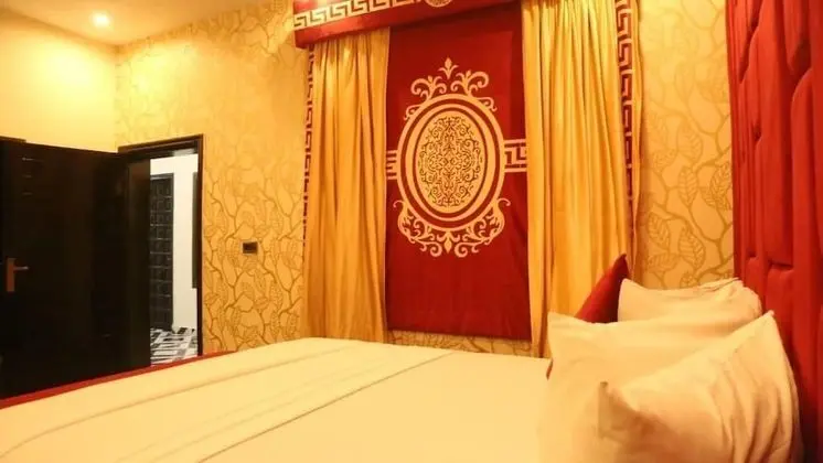 Deluxe Üç Kişilik Oda