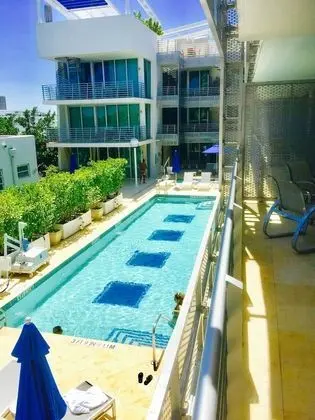 Luxury Stüdyo Süit, 1 Yatak Odası, Havuz Manzaralı, Okyanusa Sıfır