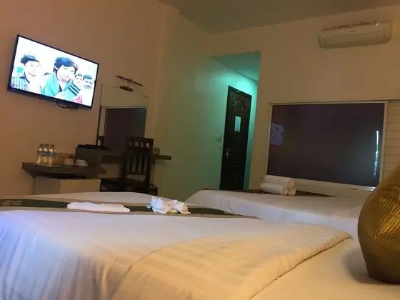 Family Oda, Şehir Manzaralı (Deluxe - Free Pick Up )