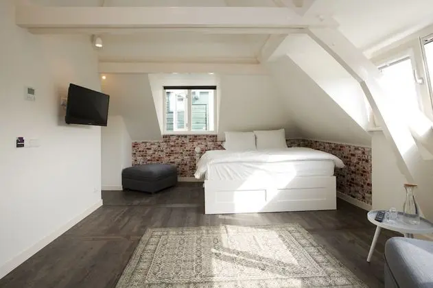 Comfort Çatı Katı (Loft) (4th Floor, Accessible by stairs only)
