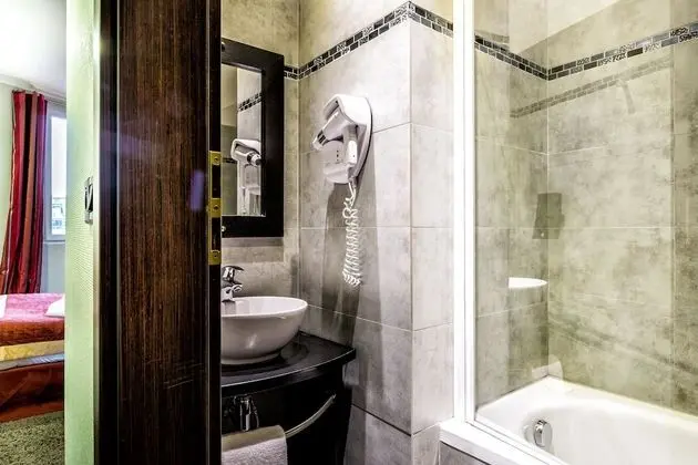 Standard Tek Büyük veya İki Ayrı Yataklı Oda