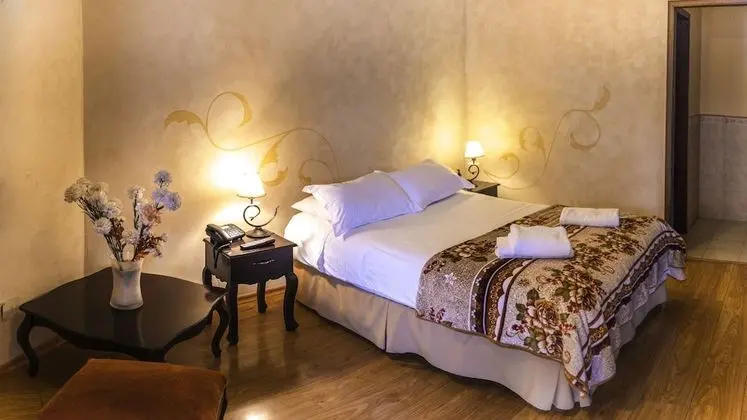 Tek Büyük Yataklı Oda