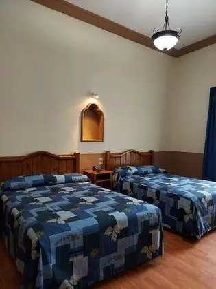 Üç Kişilik Oda