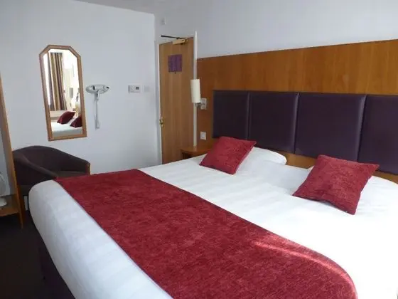 Tek Büyük Yataklı Oda