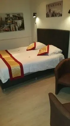 Standard Tek Büyük Yataklı Oda