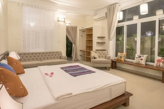 Villa, 3 Yatak Odası, Havuz Manzaralı